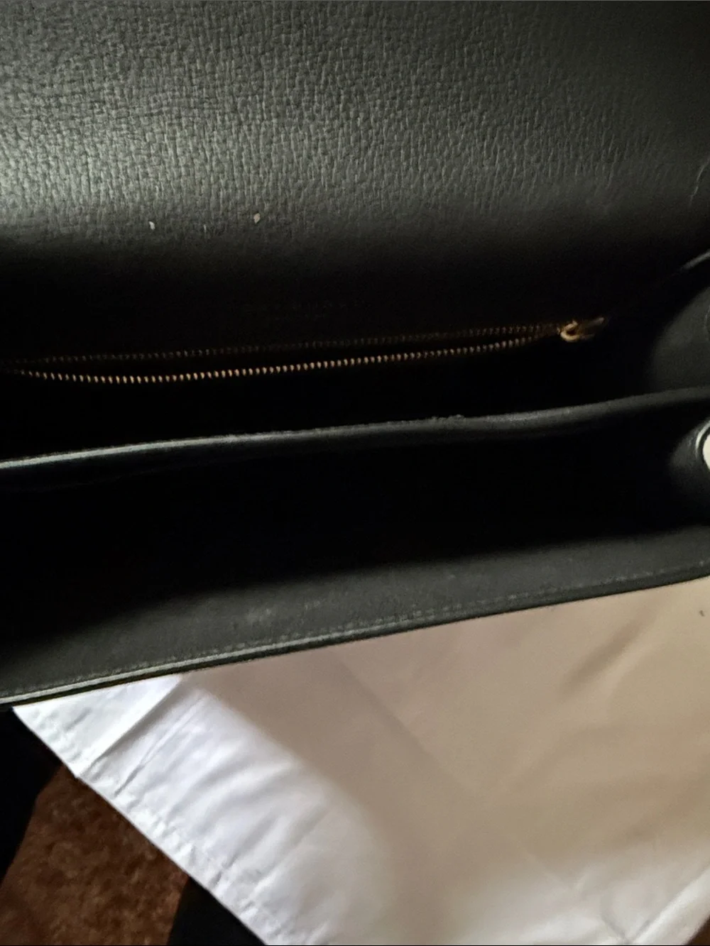 Tory Burch Black Leather Shoulder Bag with Gold Emblem and Chain